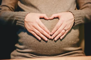 Kiedy zaczyna bić serce płodu?